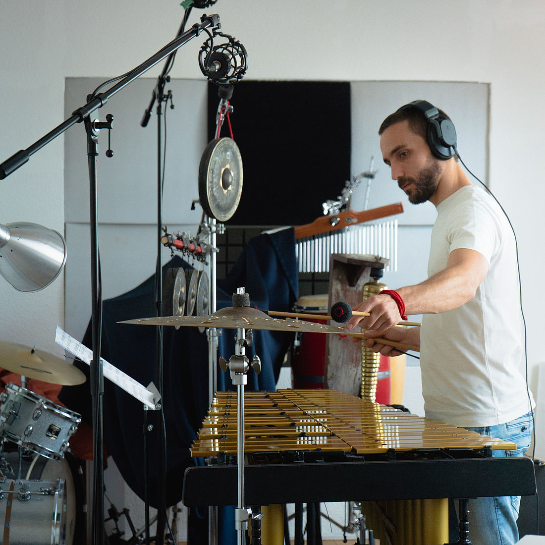 [Translate to Englich:] percussion_recording_christian_pollheimer